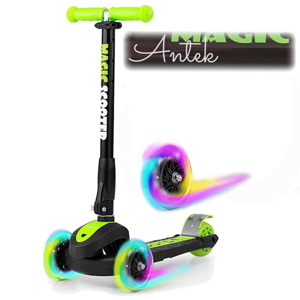 Zielona hulajnoga trójkołowa balansowa z naklejką z imieniem. Scooter Magic Green Milly Mally. Personalizowany prezent dla 3 latka.